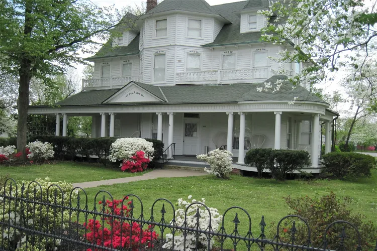 Barlow House Museum