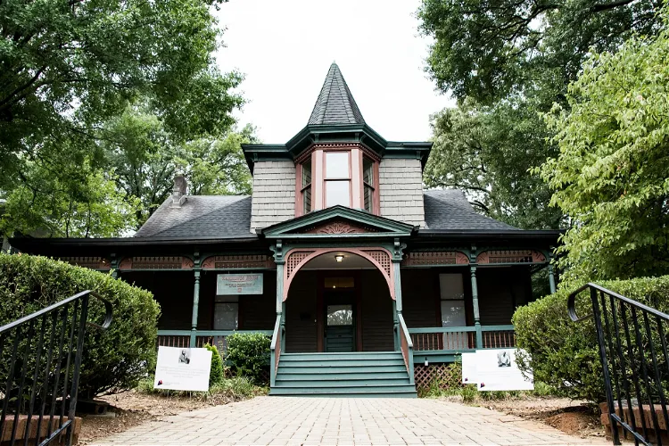Hammonds House Museum