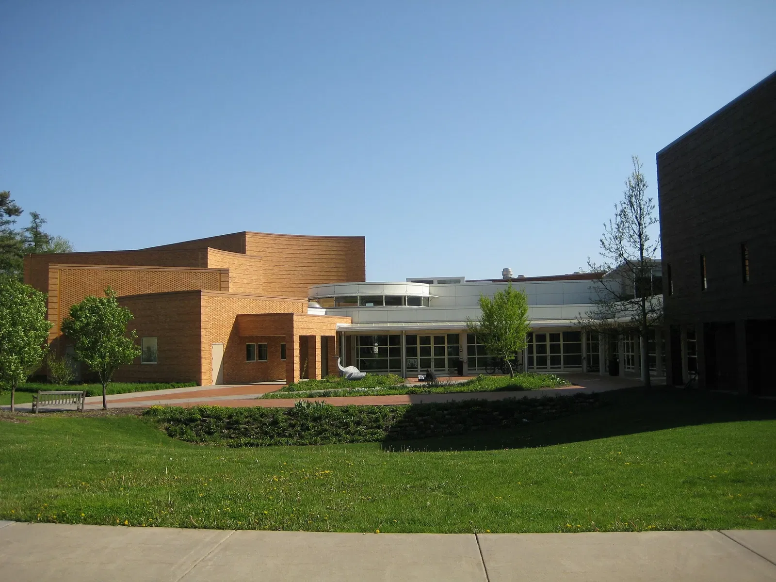 Bucksbaum Center for the Arts
