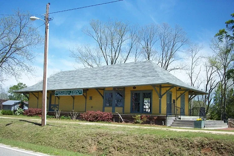 Mitchell Depot Historical Museum