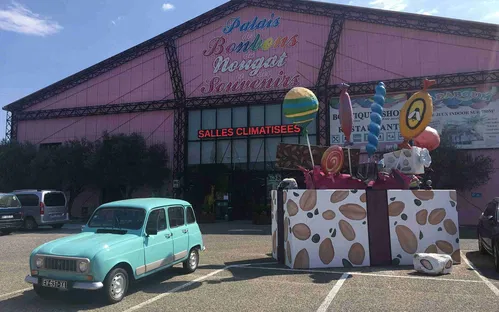 Palais des Bonbons du Nougat et des Souvenirs