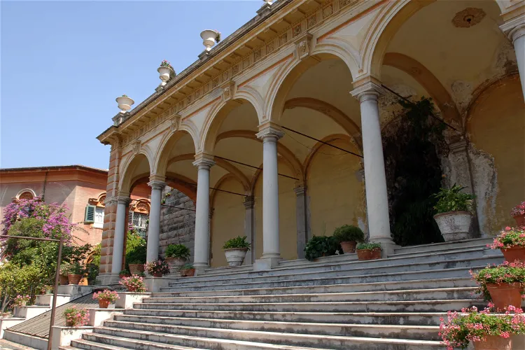 Rolli Palaces