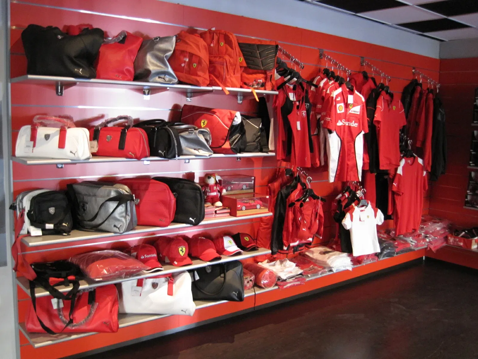 Museo Enzo Ferrari Modena