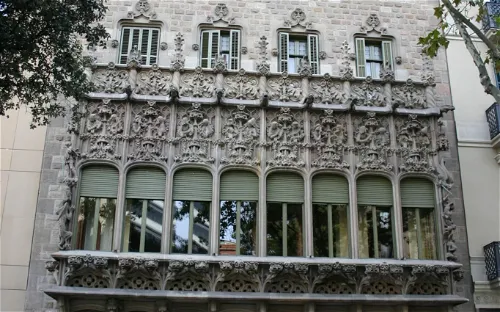 Palau Baró de Quadras