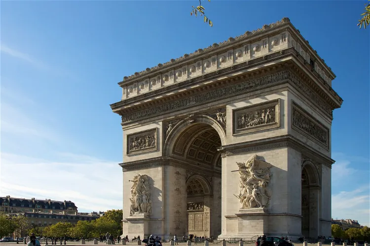 Arc de Triomphe