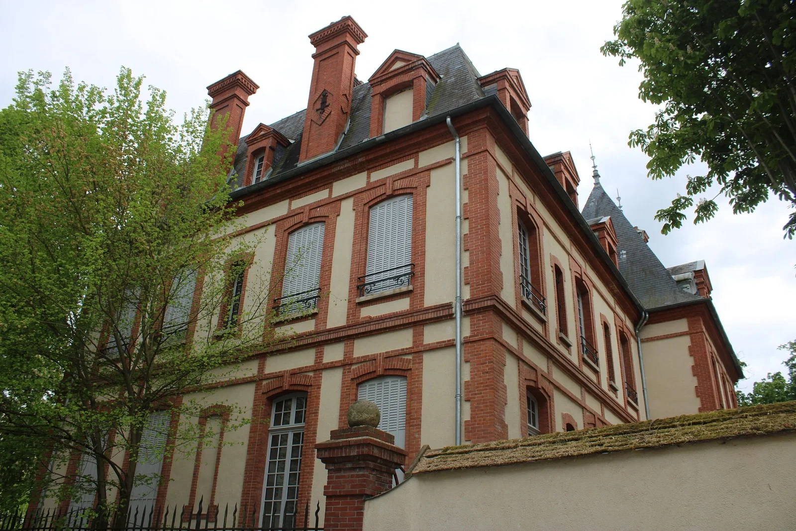 Musée d'Art et d'Histoire Militaire