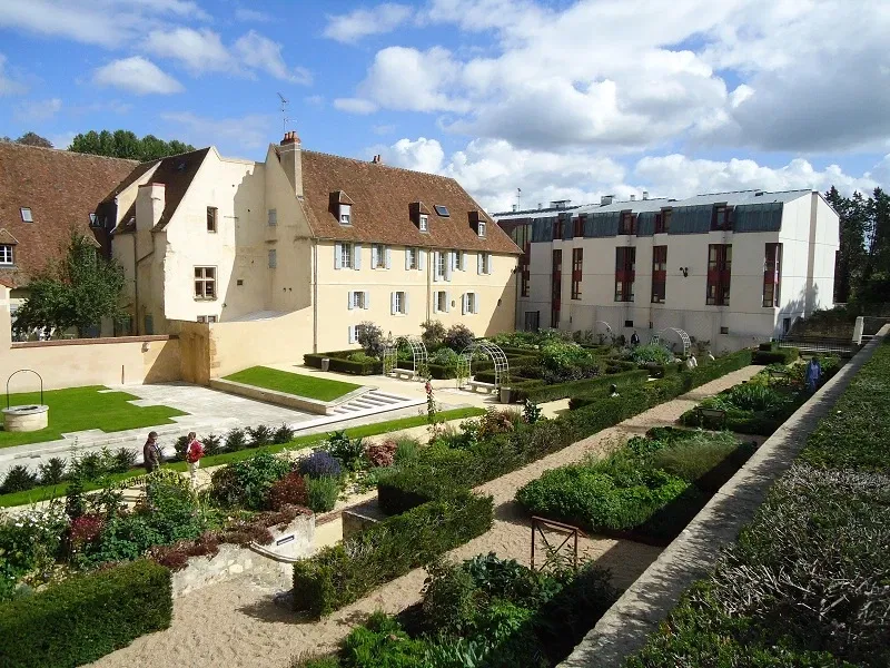 Musée de la Faïence et des Beaux-Arts