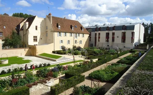 Musée de la Faïence et des Beaux-Arts