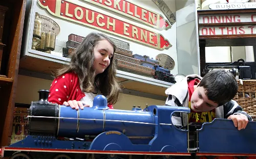 Headhunters Barber Shop and Railway Museum