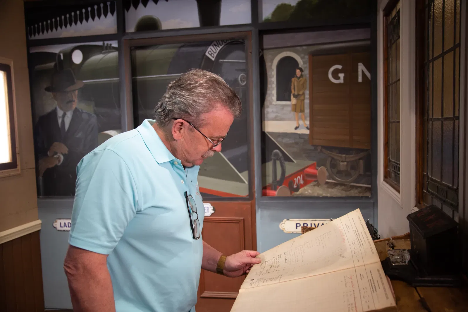 Headhunters Barber Shop and Railway Museum