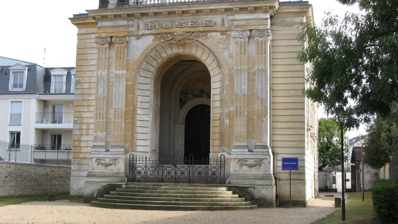 Best hotels in Mantes-la-Jolie on Best hotels in Mantes-la-Jolie on