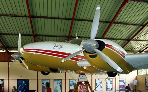 Jacques Brel Cultural Centre