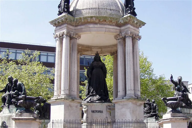 Queen Victoria Monument