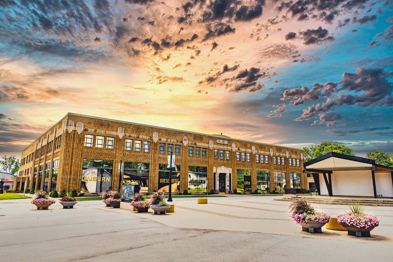 Cord Duesenberg Automobile Museum