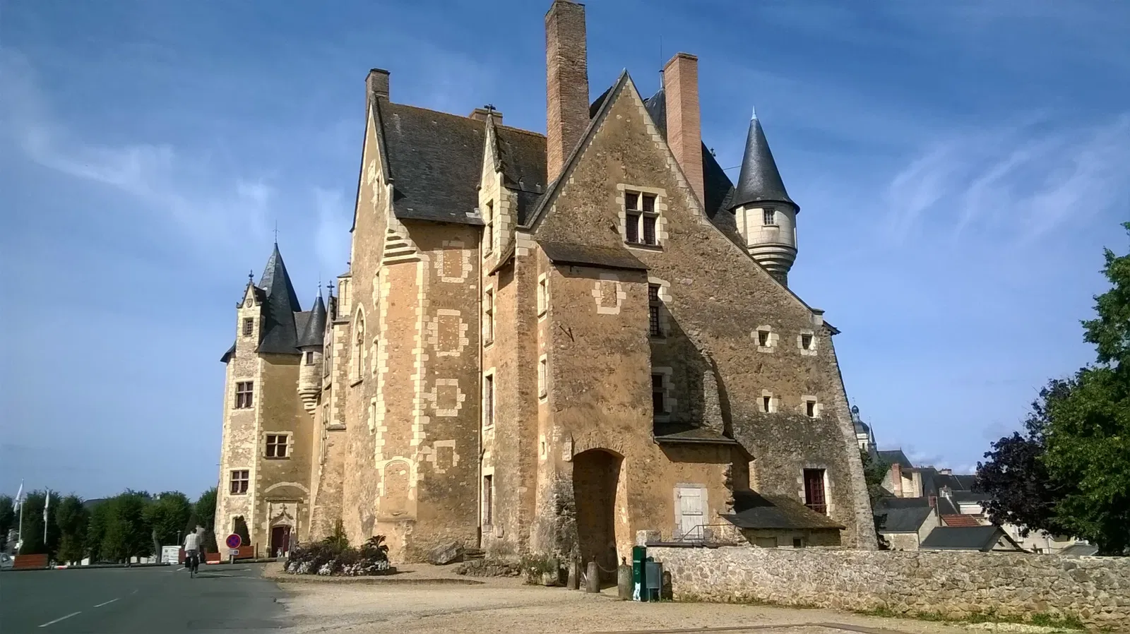 Hotel Dieu and Apothecary of Baugé