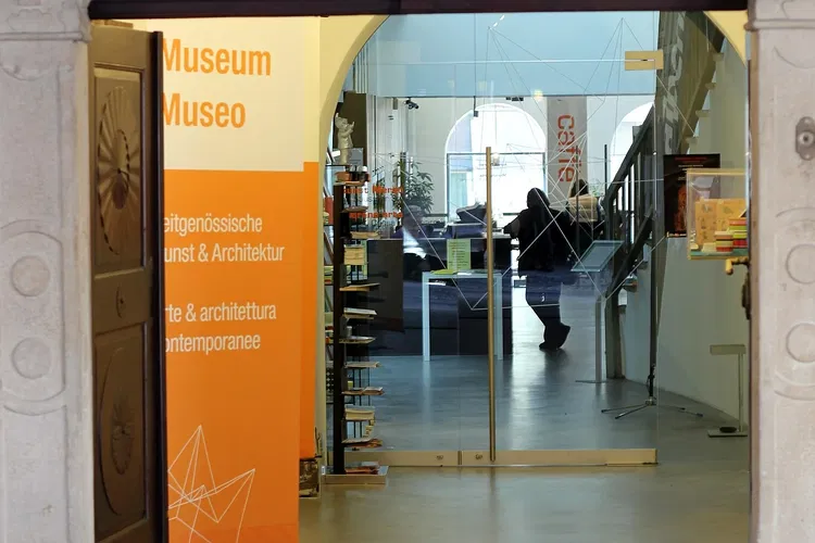 Kunst Meran Merano Arte