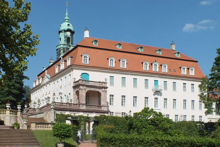 Schloss und Park Lichtenwalde