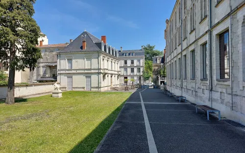 Musée Bernard d'Agesci