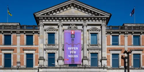 Cabinet exhibition “Digi … What?”