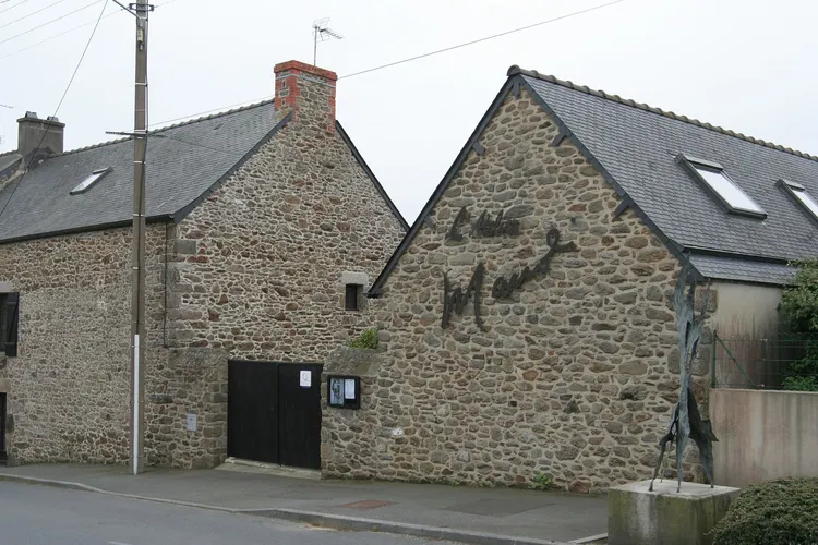 Manoli Musée et Jardin de Sculptures