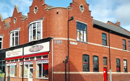 Dinostar - The Dinosaur Experience