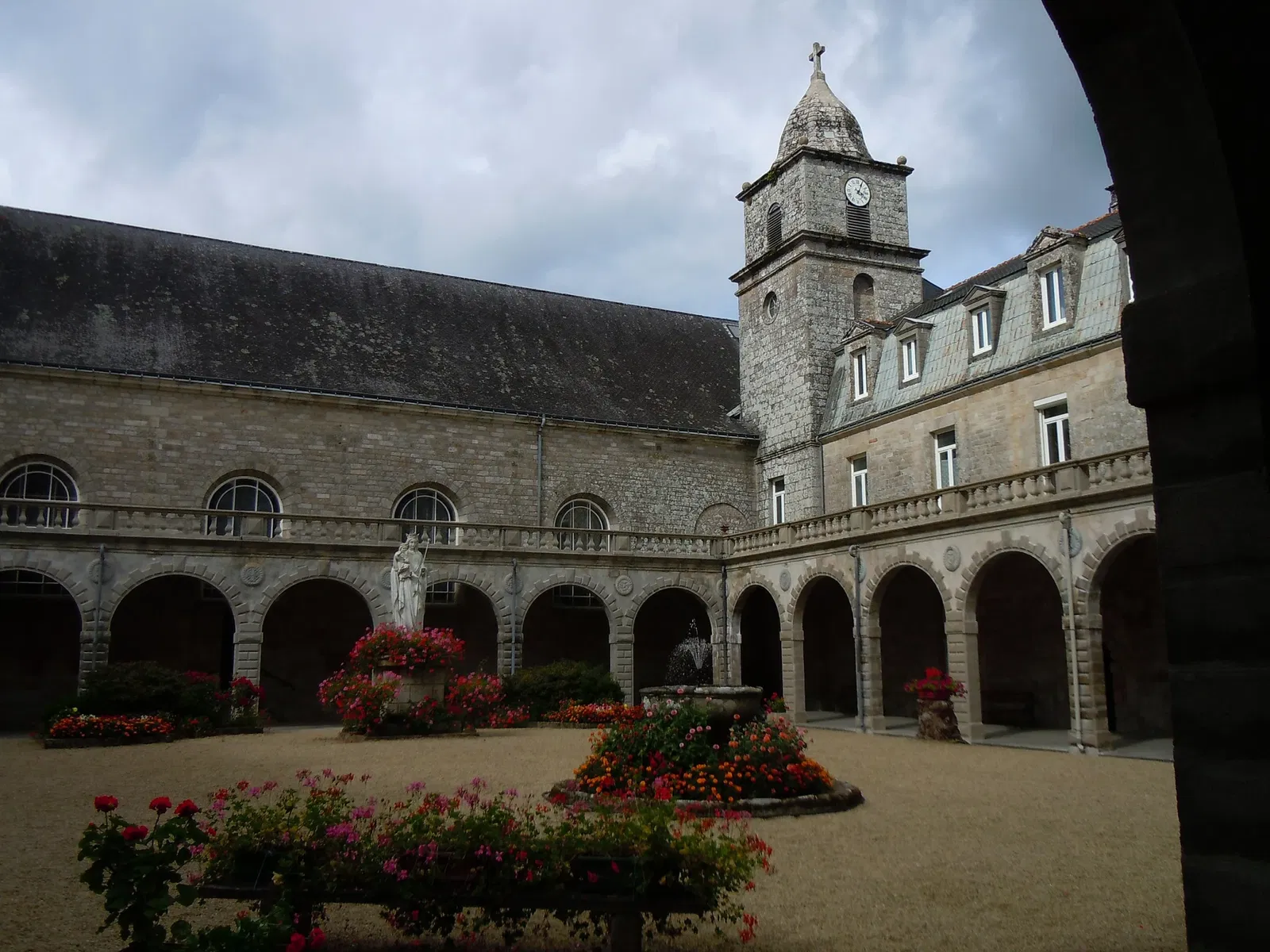 Abbaye Notre-Dame de Langonnet