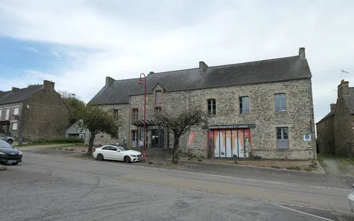 Maison Mégalithes et Landes
