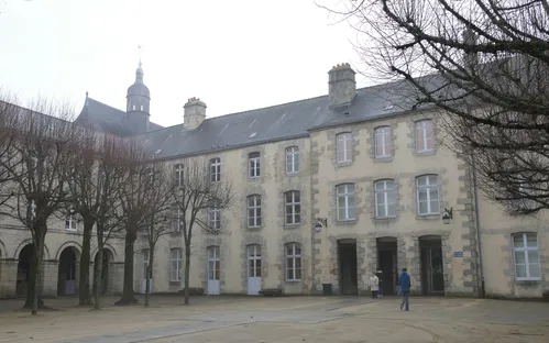 Musée des Beaux-Arts et de la Dentelle