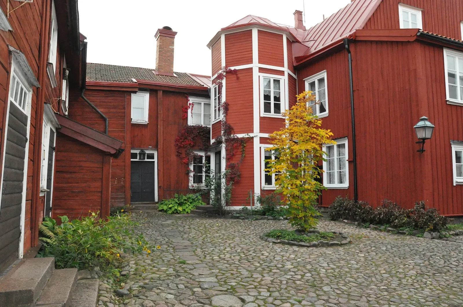 Aschanska gården (Eksjö) - Bezoekersinformatie & Recensies