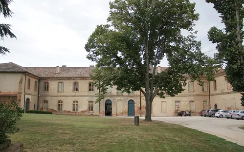 Belleperche Abbey