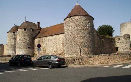 Castle of Dourdan