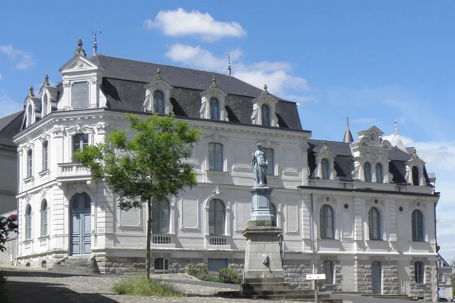 Joseph Denais Museum