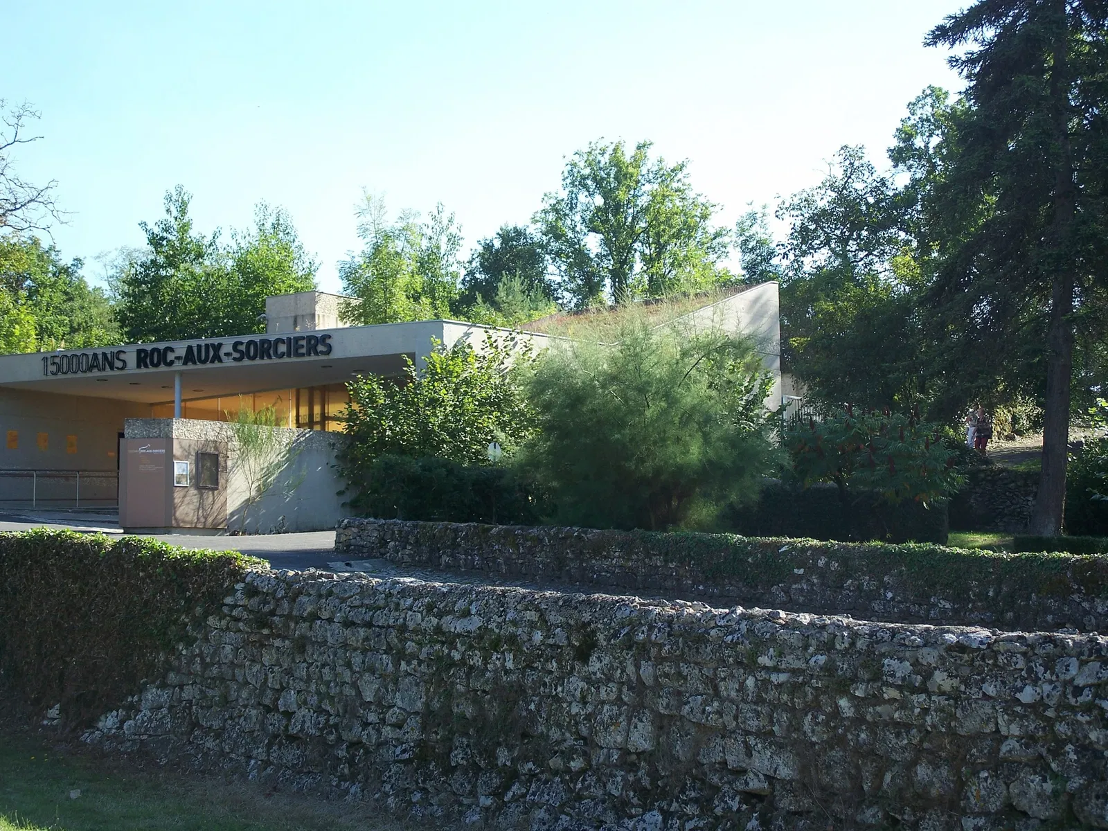 Roc-aux-Sorciers Interpretation Center