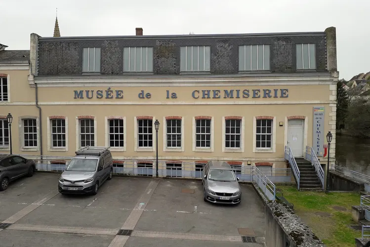 Musée de la Chemiserie et de l'Elégance Masculine