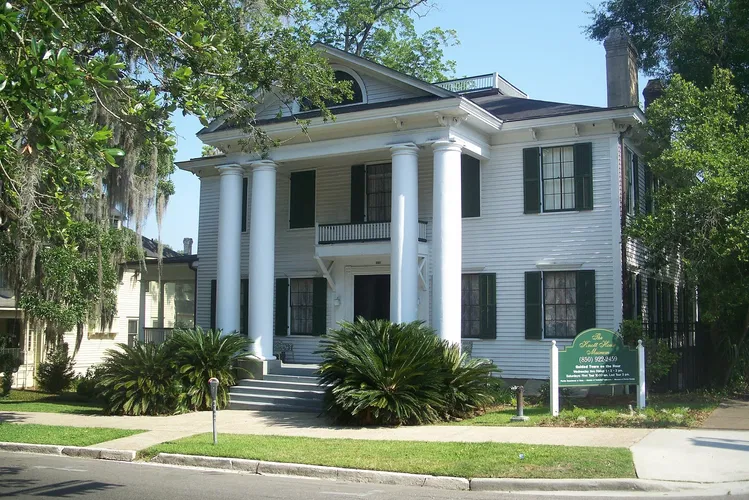 Knott House Museum