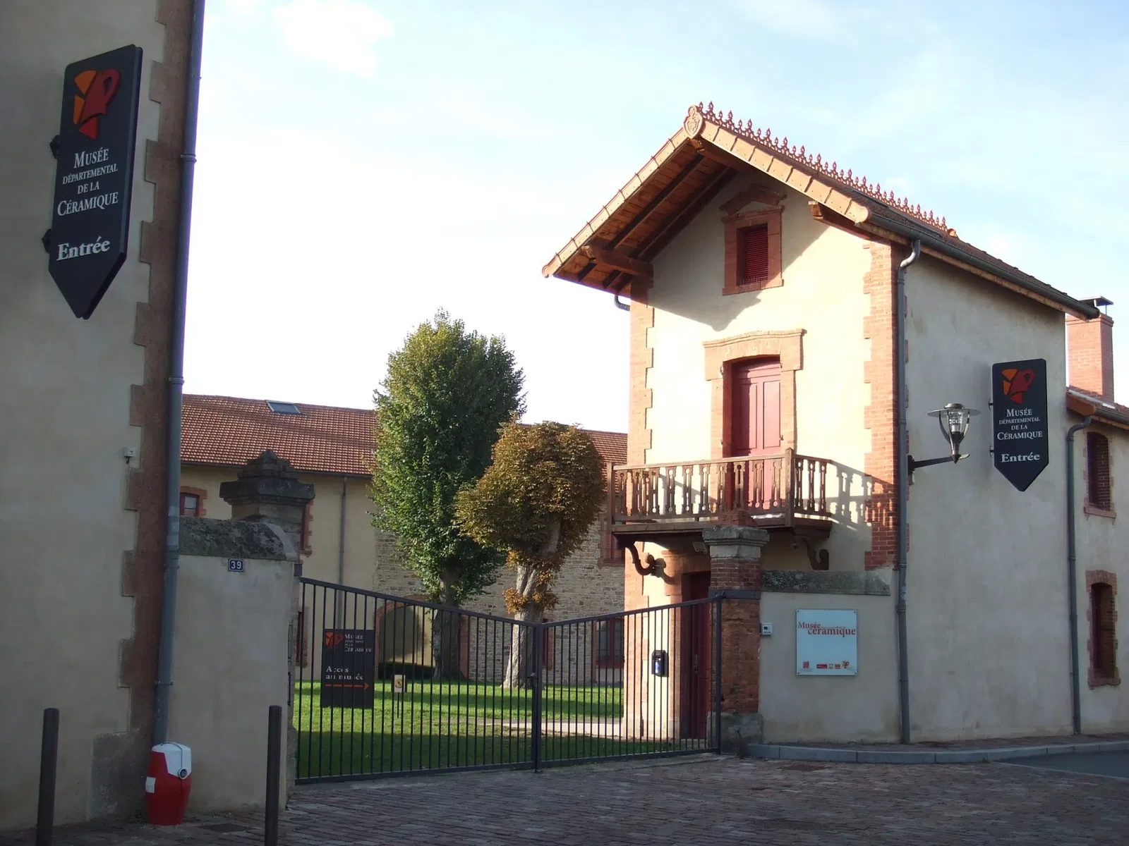 Musée Départemental de la Céramique