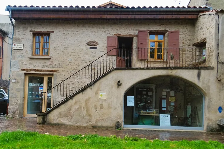 Maison d'Expositions de l'Araire