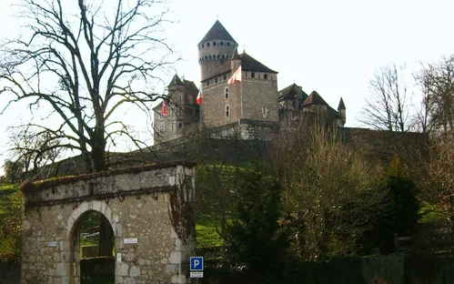 Castle of Montrottier