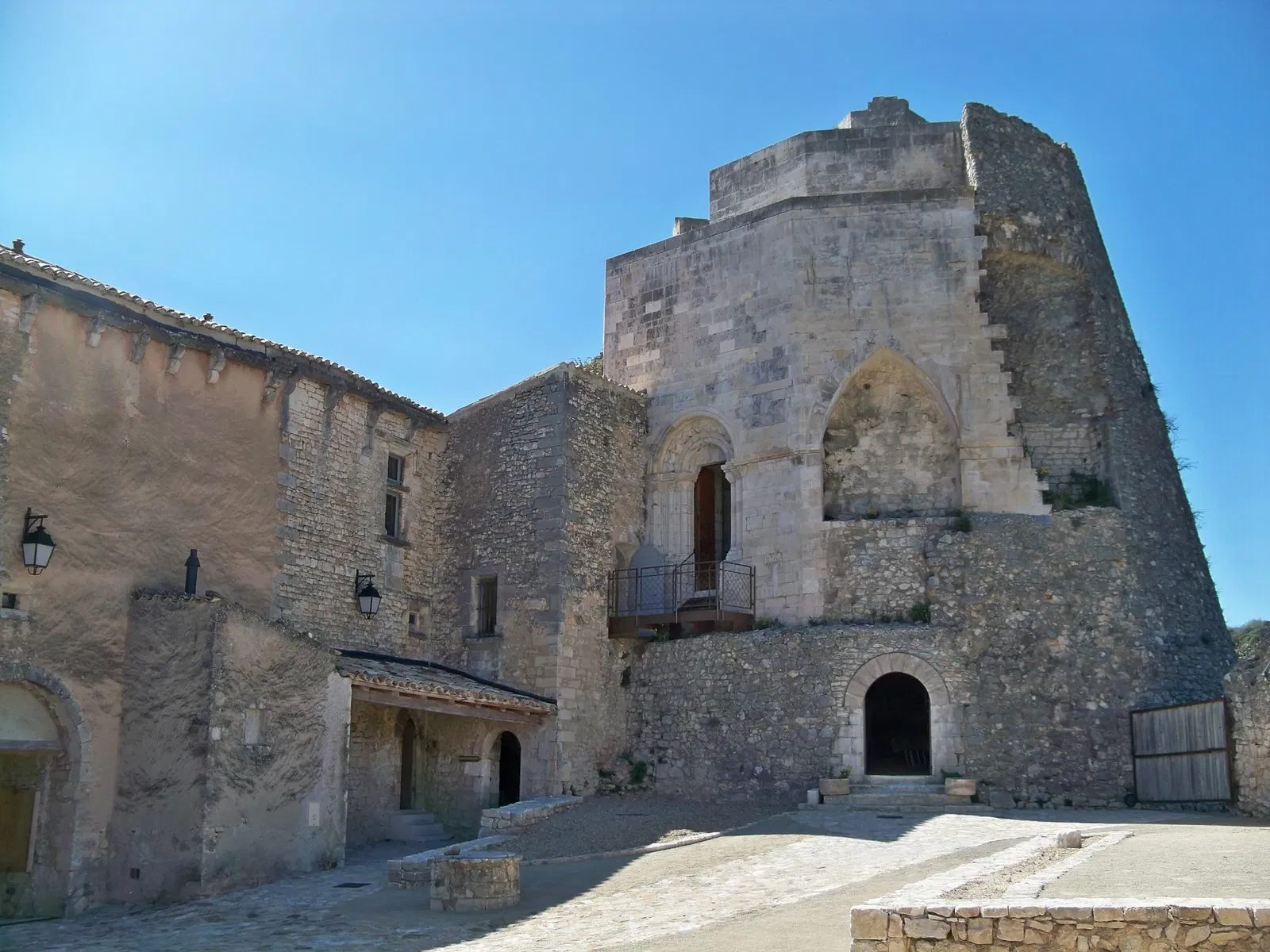 Château de Simiane-la-Rotonde