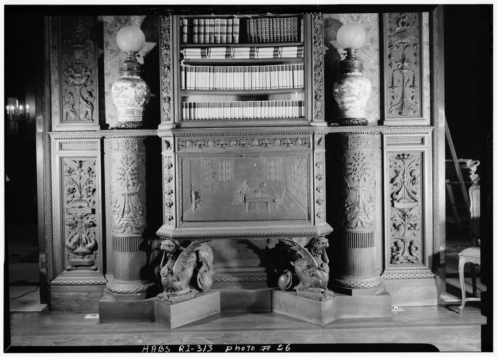 Chateau-sur-mer Mansion