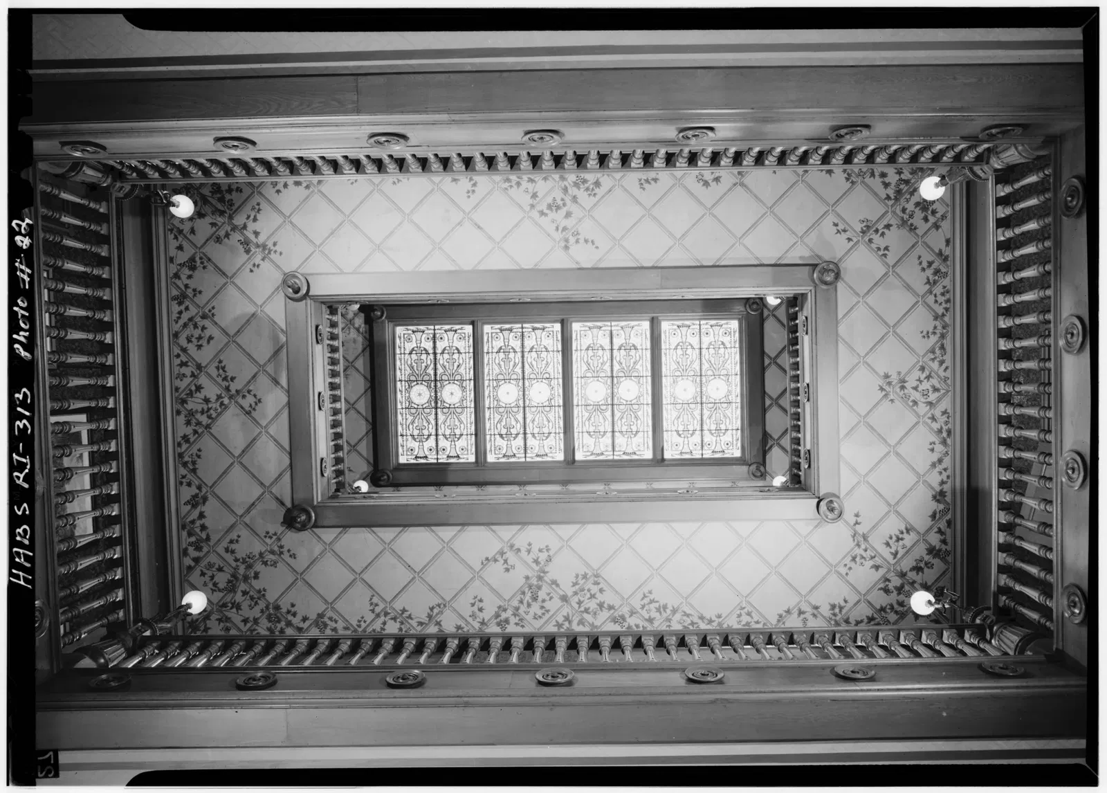 Chateau-sur-mer Mansion