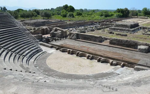 Archaeological area and Antiquarium of Minturnae