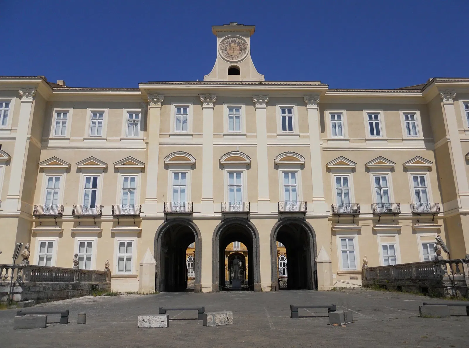 Reggia Di Portici