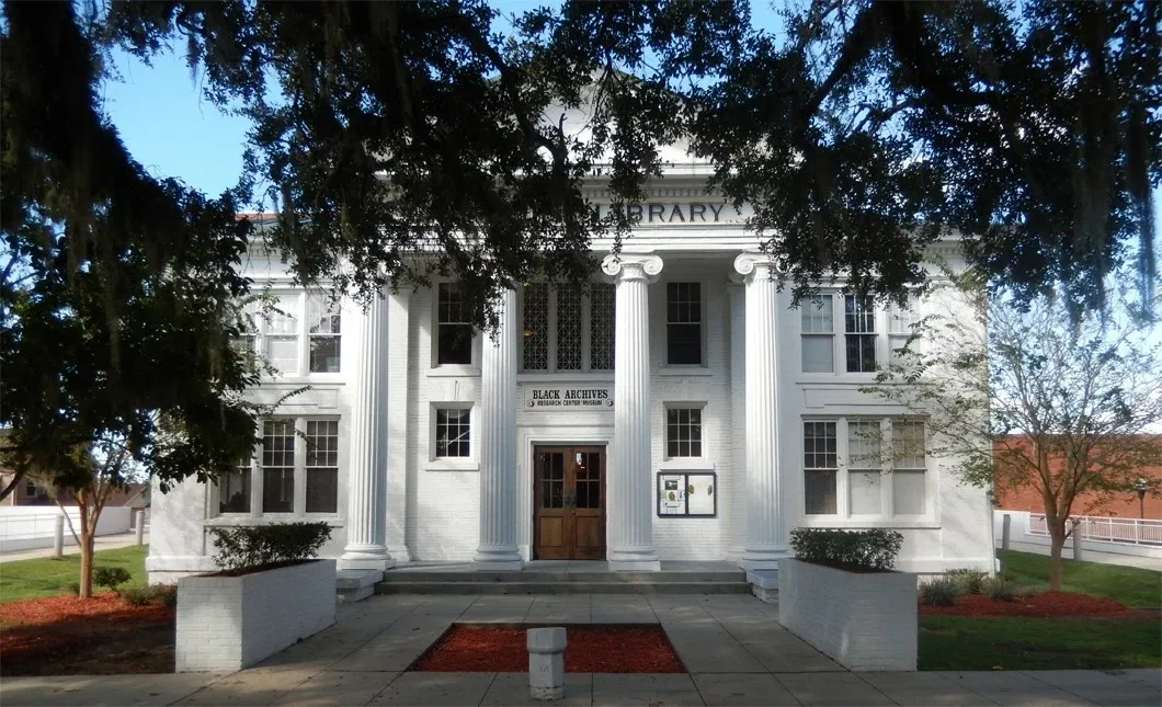 Meek-Eaton Black Archives Research Center and Museum