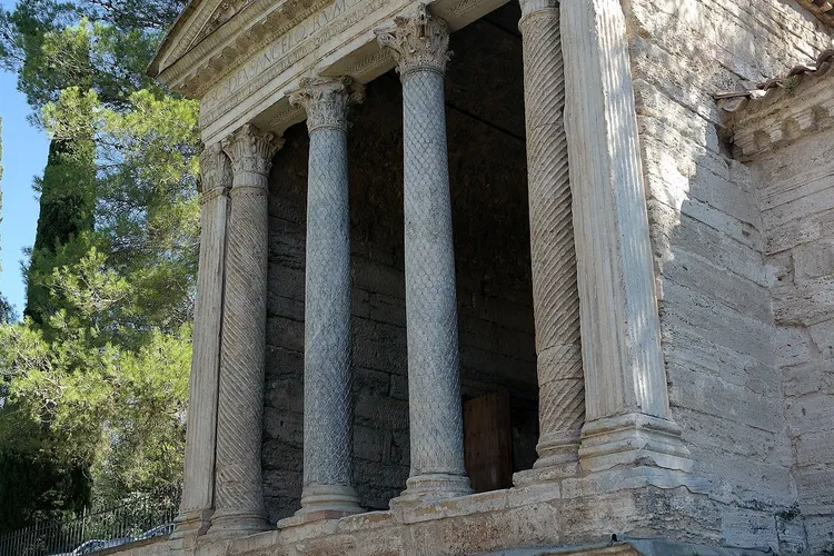 Tempietto del Clitunno