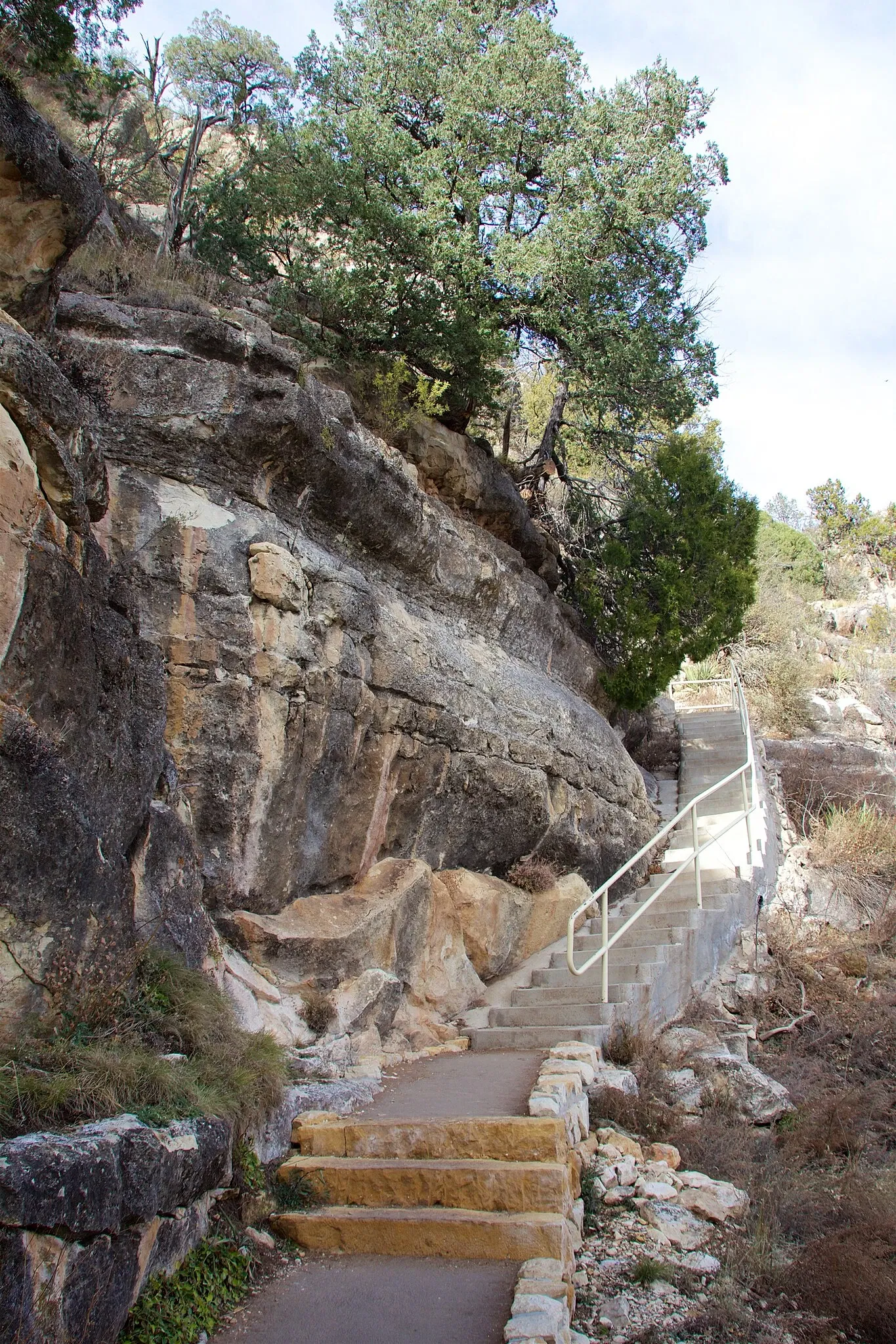 Walnut Canyon National Monument