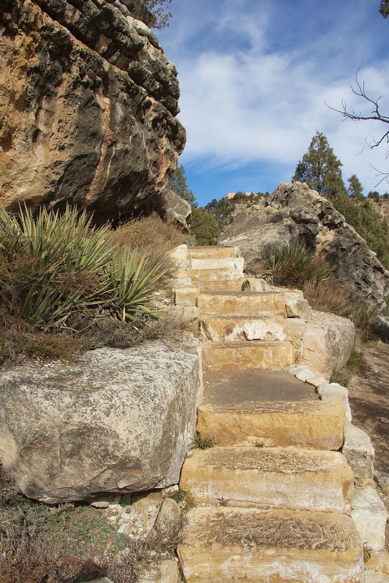 Walnut Canyon National Monument