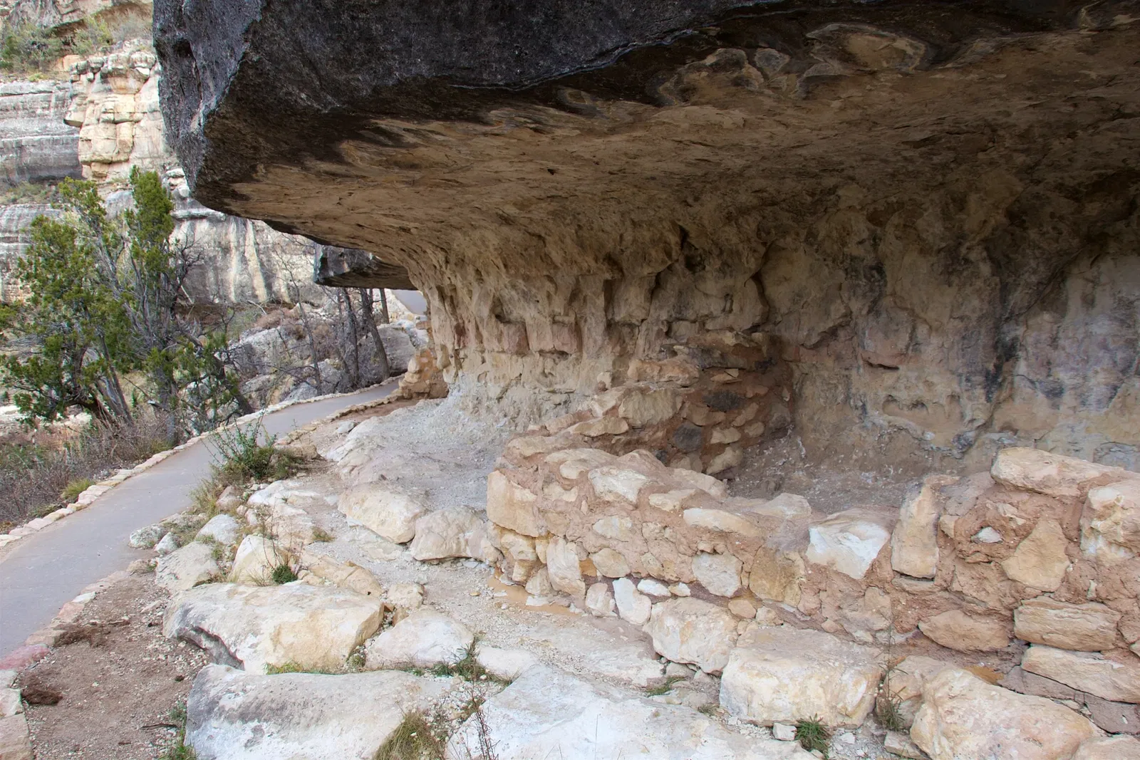 Walnut Canyon National Monument