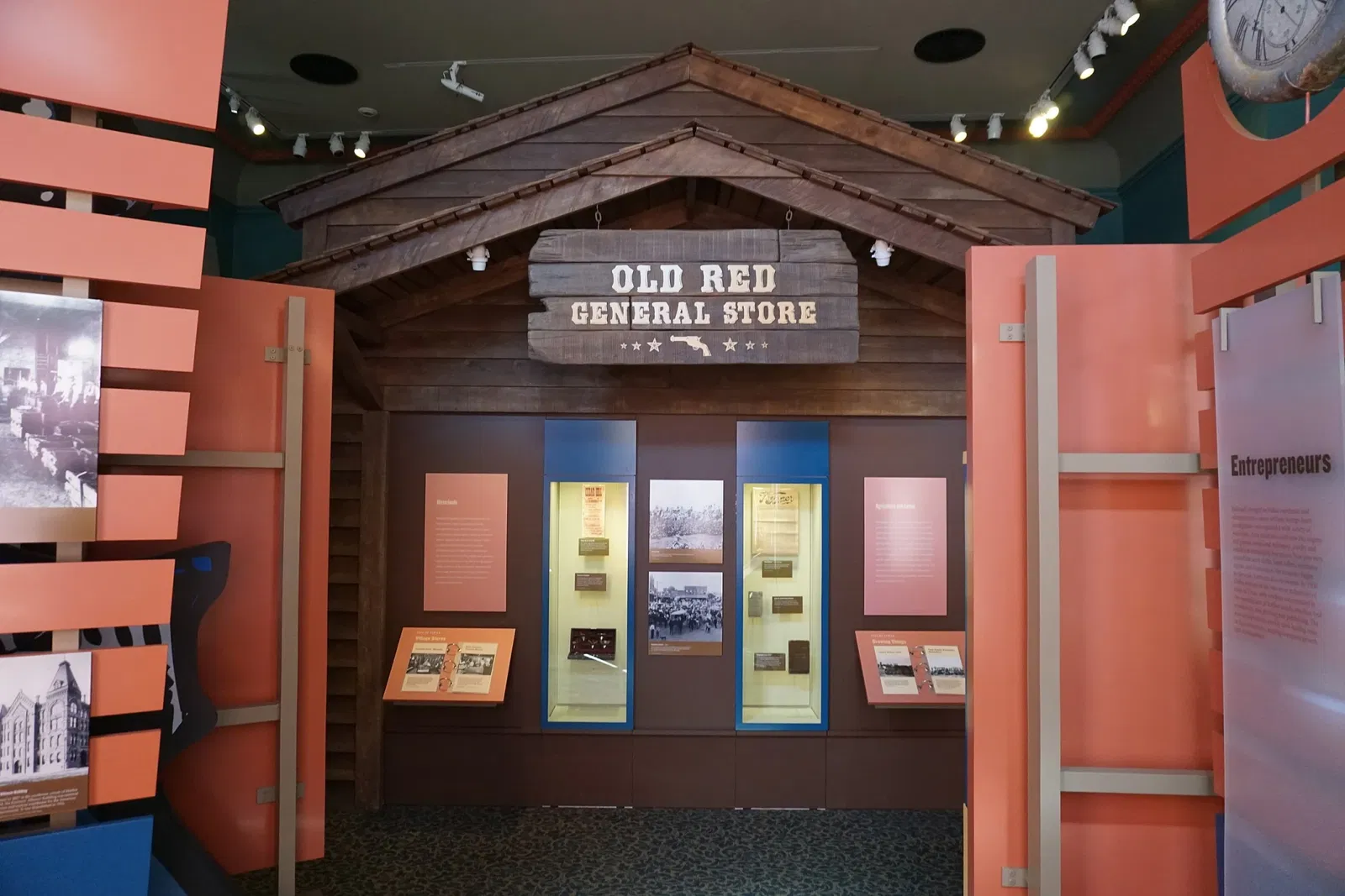 The Old Red Museum of Dallas County History