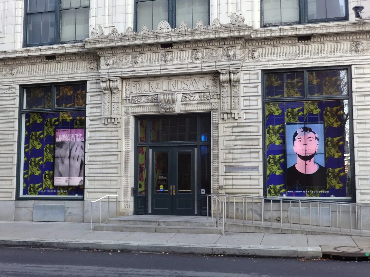 The Andy Warhol Museum (Pittsburgh) - Visitor Information & Reviews